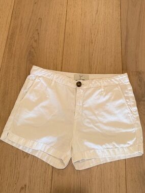 JOIE!  Traveller’s Shorts in WHITE. 100% Cotton. FUN FOR SUMMER AND VACATION!